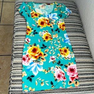 Cute dress stretch material,s/m worn once.